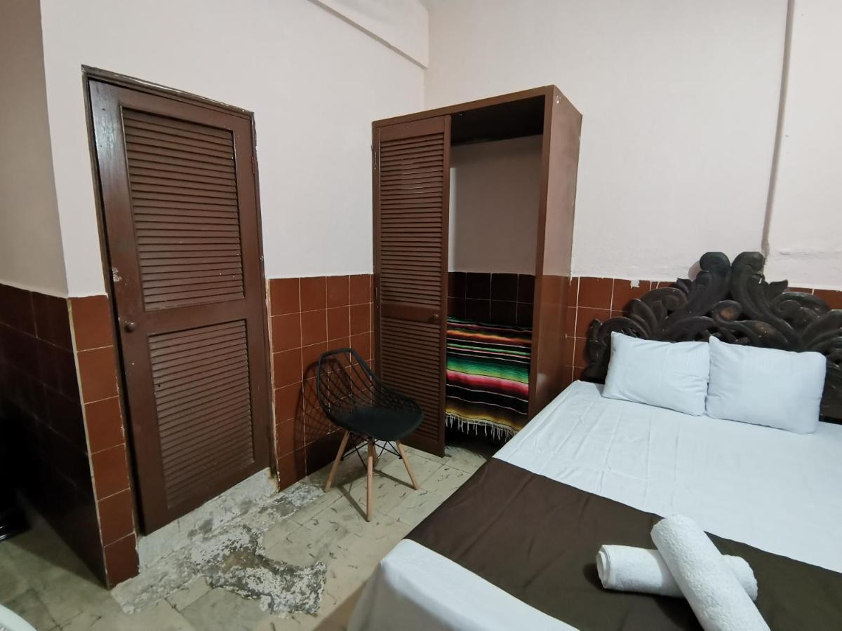 Hotel Colonial San Carlos Cancun Centro Екстериор снимка