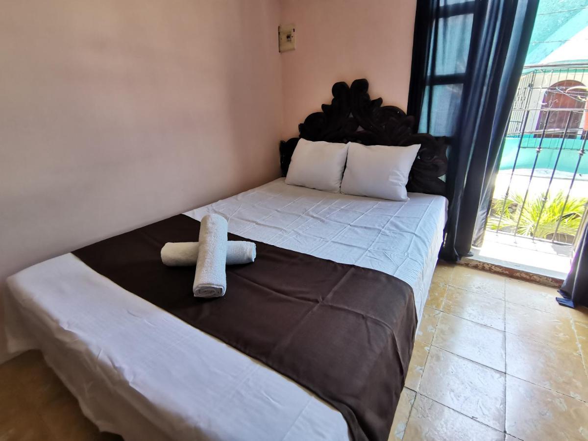Hotel Colonial San Carlos Cancun Centro Екстериор снимка
