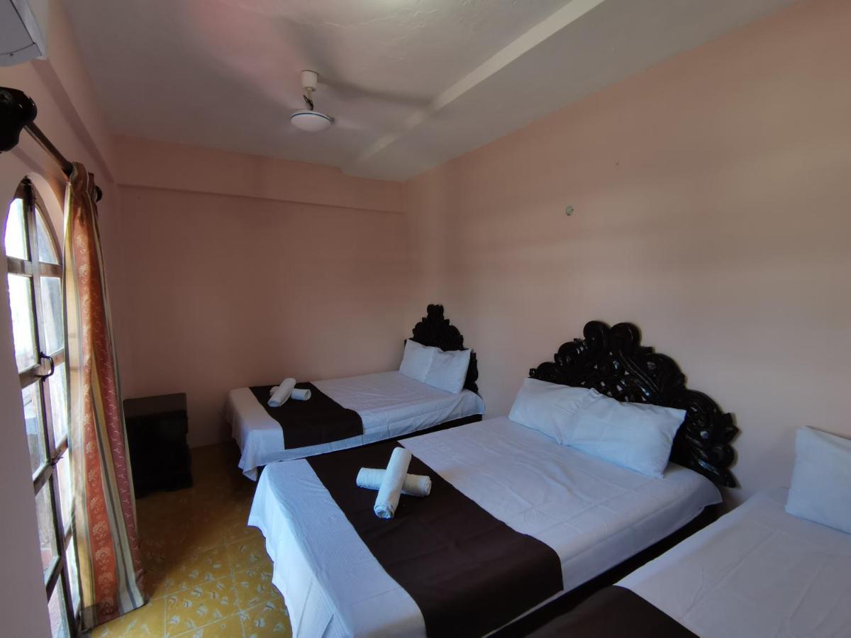 Hotel Colonial San Carlos Cancun Centro Екстериор снимка