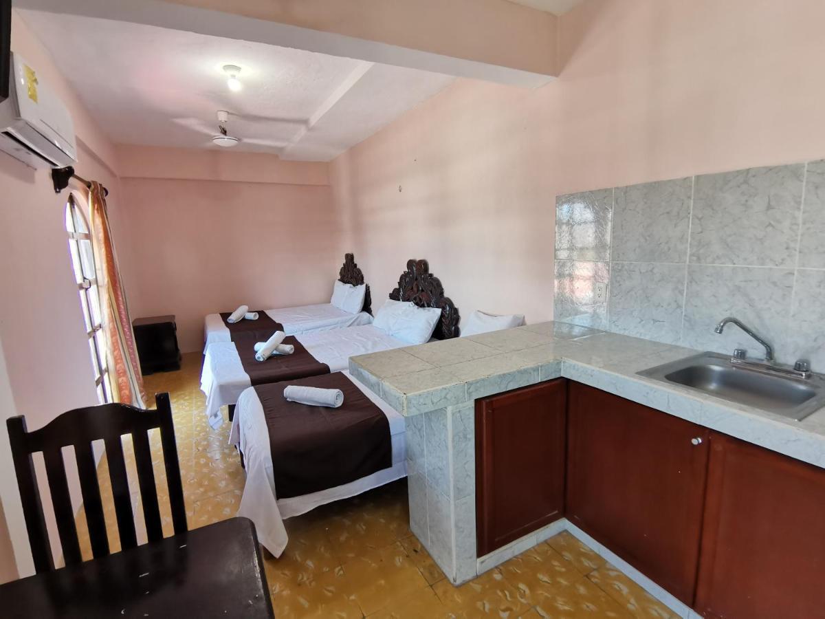 Hotel Colonial San Carlos Cancun Centro Екстериор снимка