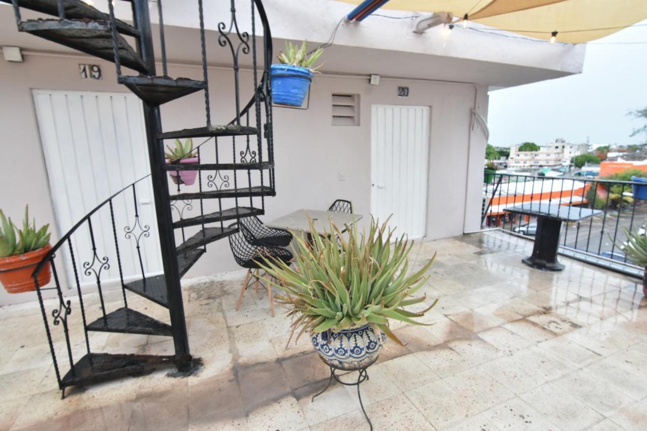 Hotel Colonial San Carlos Cancun Centro Екстериор снимка
